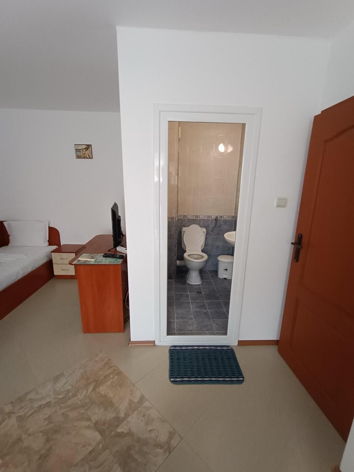 Guest House Ralitsa เปาโมเรีย ภายนอก รูปภาพ