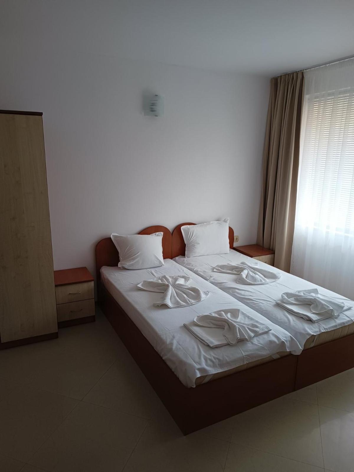 Guest House Ralitsa เปาโมเรีย ภายนอก รูปภาพ