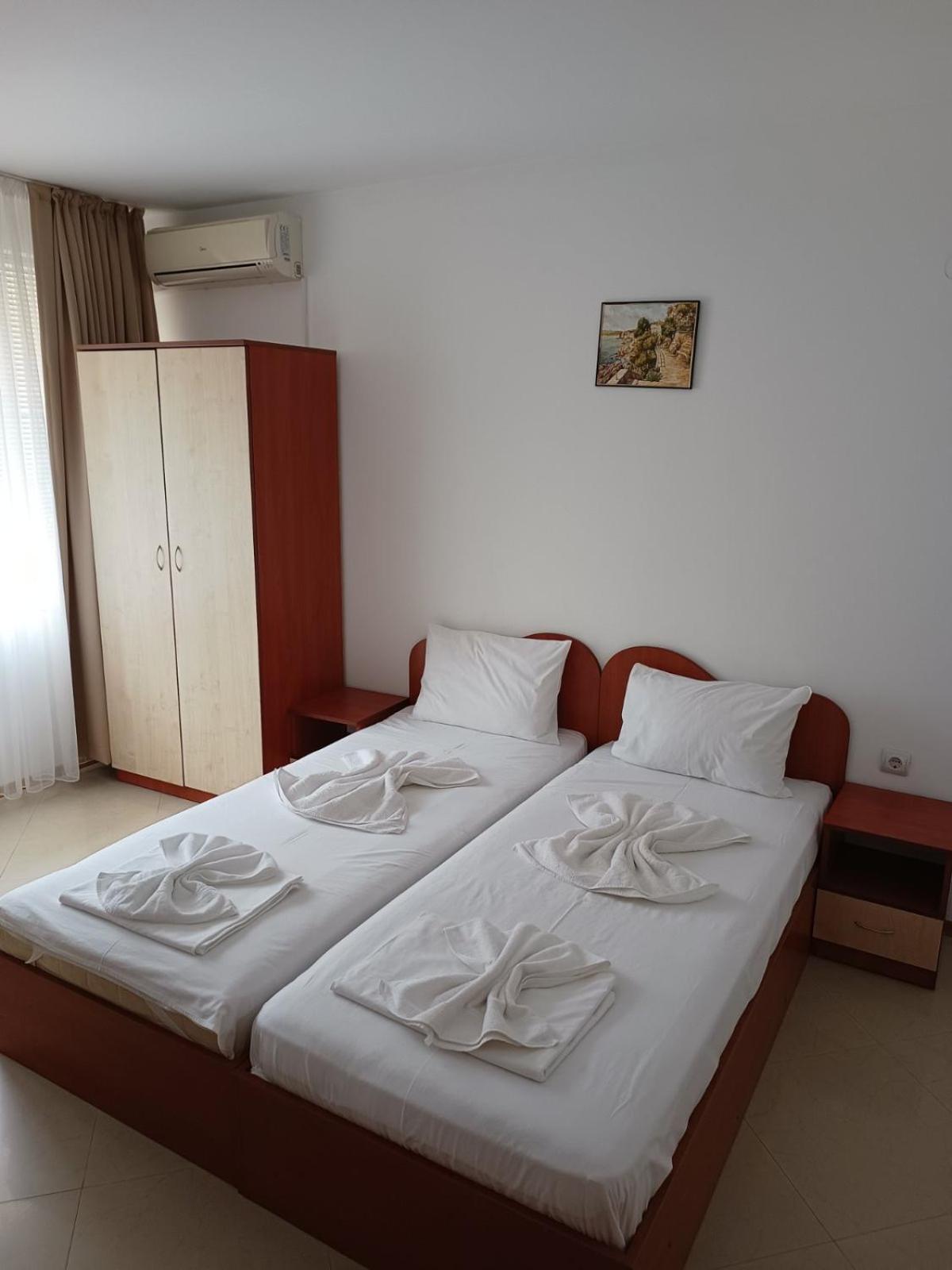 Guest House Ralitsa เปาโมเรีย ภายนอก รูปภาพ