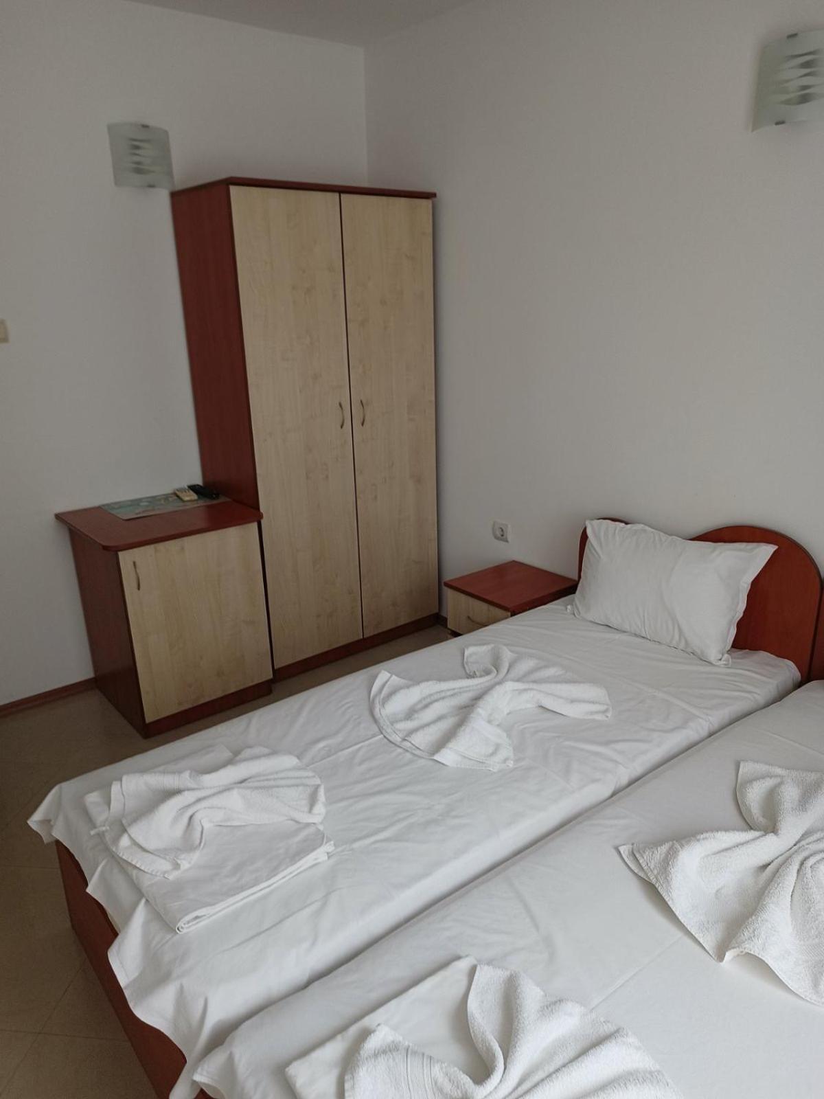 Guest House Ralitsa เปาโมเรีย ภายนอก รูปภาพ